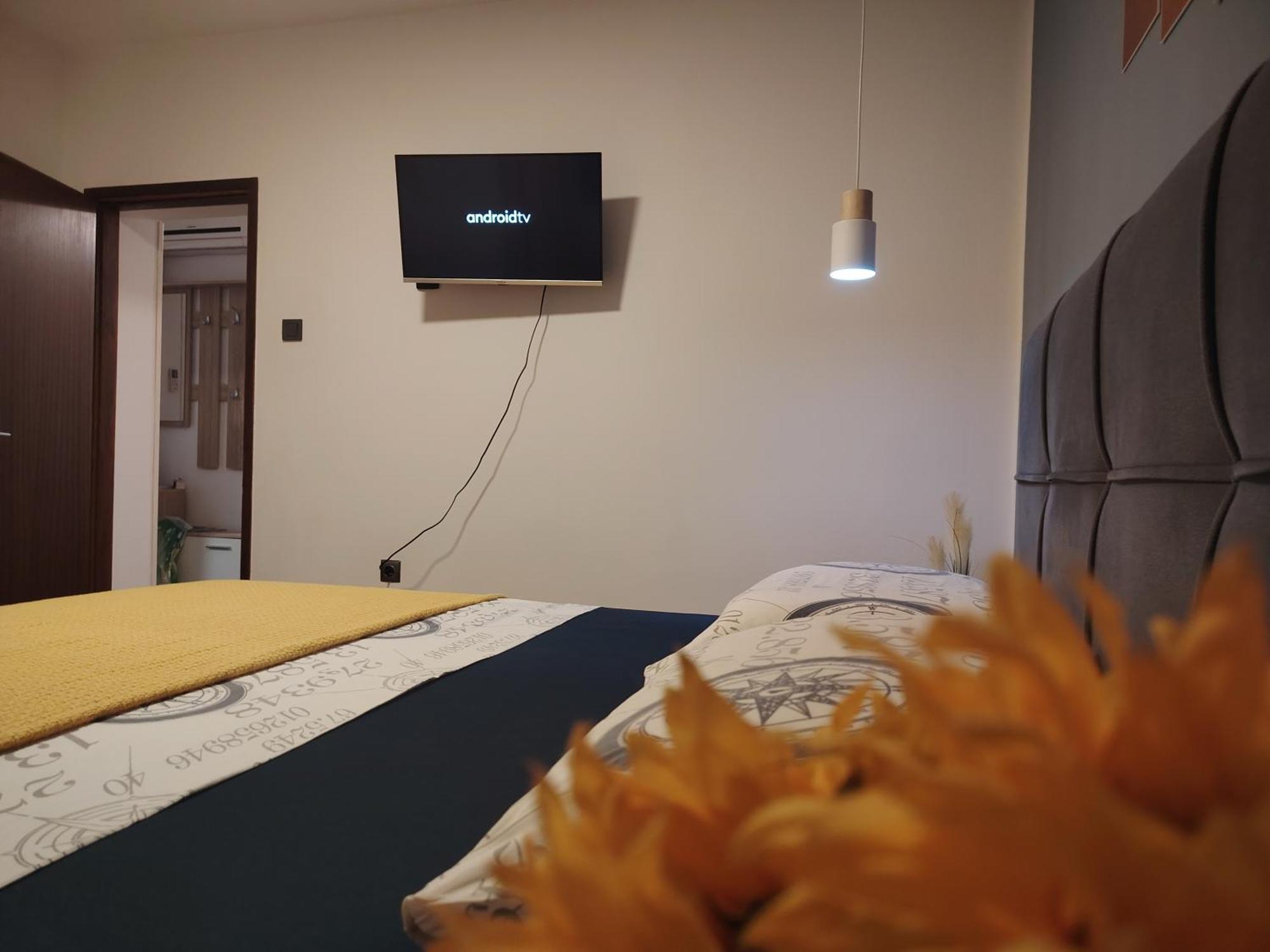 Apartman Hric -50M Od Plaze- Mali Lošinj Zewnętrze zdjęcie